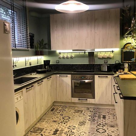 Amazing Semi-Basement Art Apartment Easy Walk To Nafplio Centre 外观 照片
