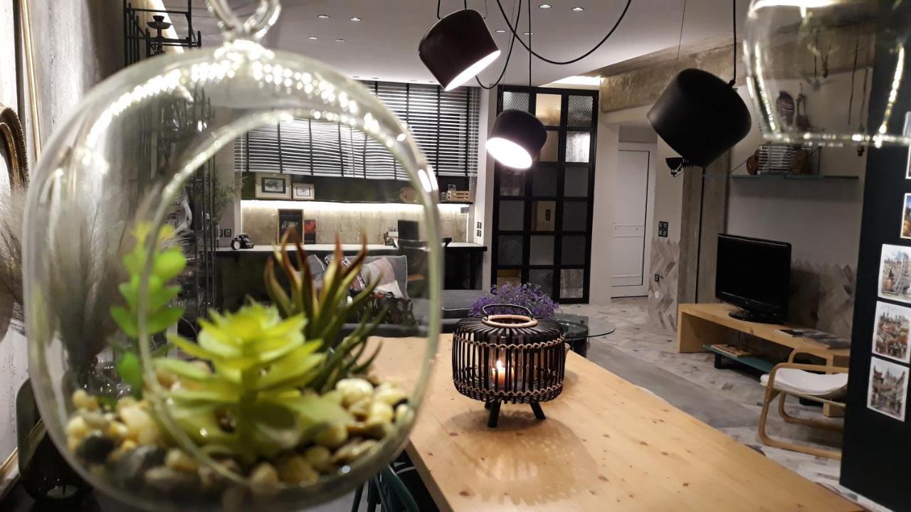 Amazing Semi-Basement Art Apartment Easy Walk To Nafplio Centre 外观 照片