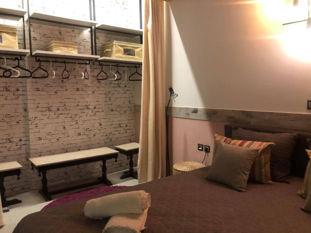 Amazing Semi-Basement Art Apartment Easy Walk To Nafplio Centre 外观 照片
